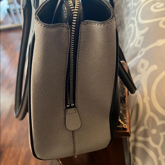 Closing Sept 1! Calvin Klein Two-Tone Black and Cream Tote - Picture 5 of 9